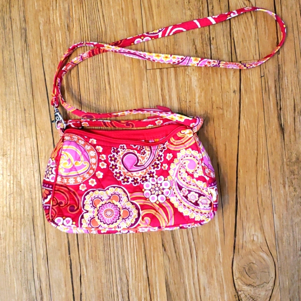 Vera Bradley crossbody Amy raspberry fizz